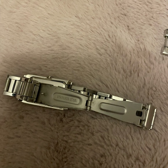 Tommy Hilfiger Watch - Picture 5 of 9